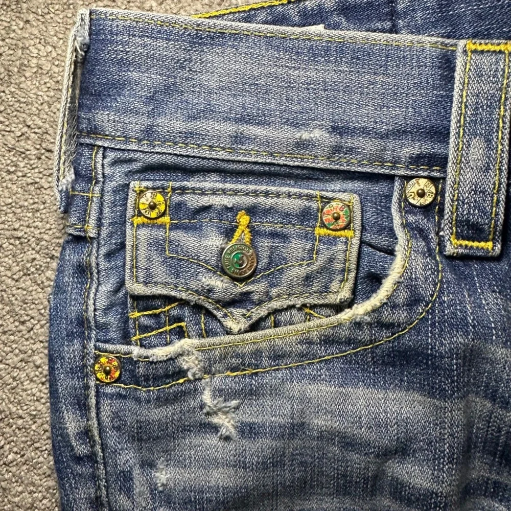 True Religion Jeans Women 26 (Fit 29x32) Blue Skull Rose Patch Slim Straight Y2K - Picture 7 of 15